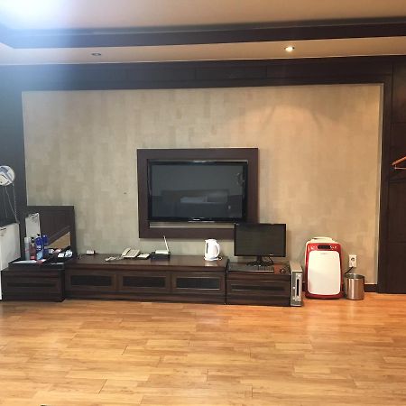 Nobless Hotel Gwangju Metropolitan City Esterno foto