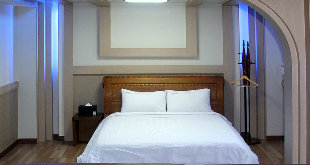 Nobless Hotel Gwangju Metropolitan City Esterno foto